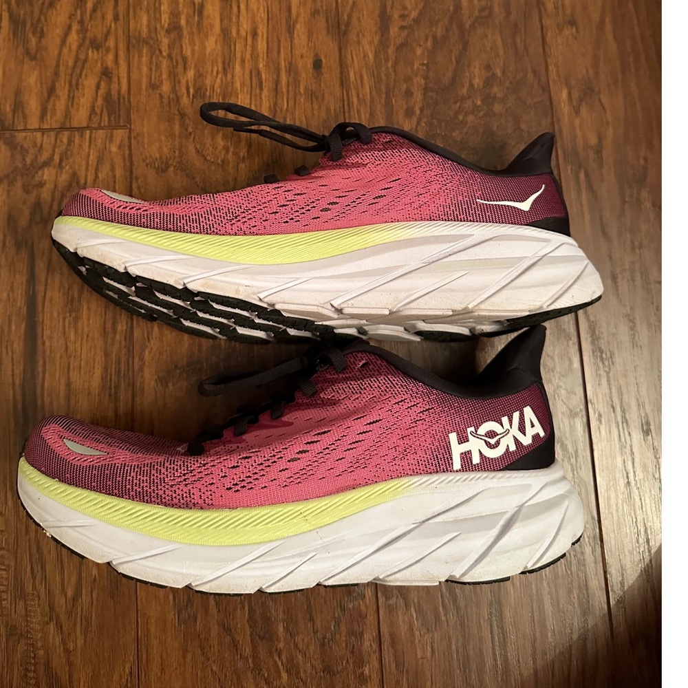 Hoka W Clifton 8 women’s size 8.5 pink and lime green